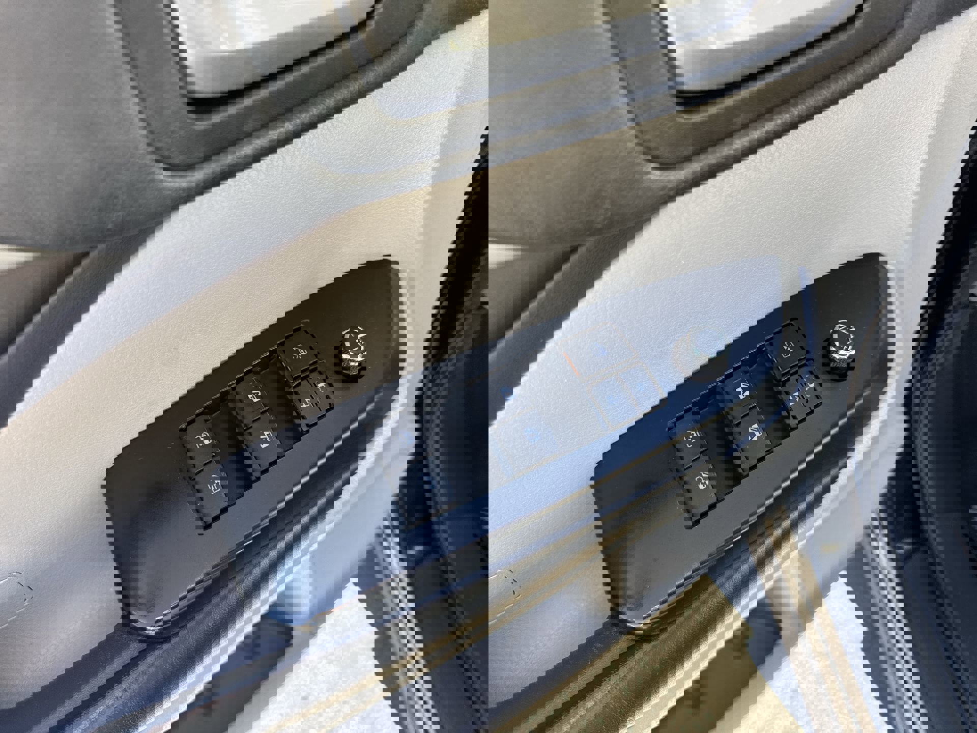 Used 2018 Toyota Highlander XLE image 19