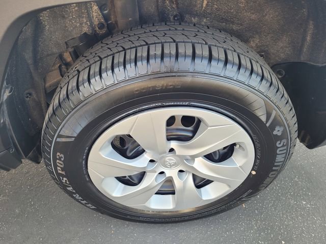 Used 2024 Toyota RAV4 LE image 24