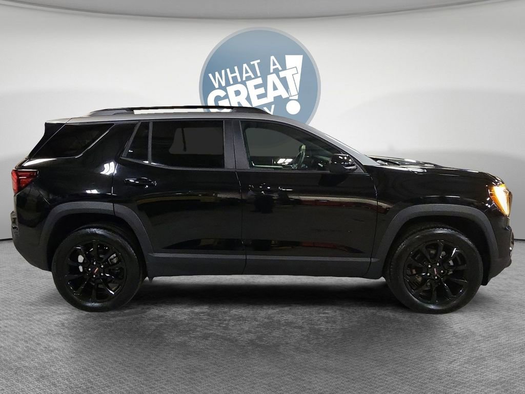 Certified 2025 GMC Terrain Elevation w/ Black Edition image 2