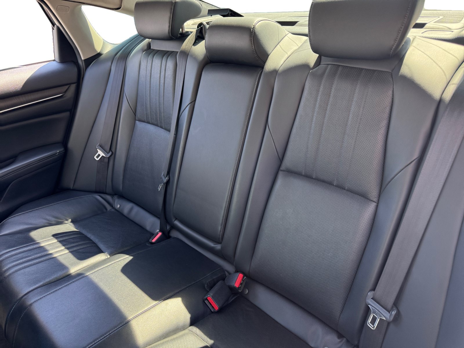 Used 2018 Honda Accord EX-L image 13