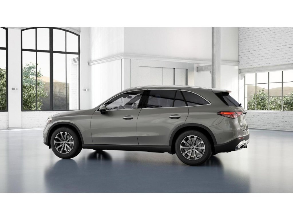 Used 2023 Mercedes-Benz GLC 300 4MATIC image 32
