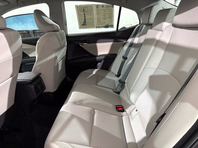 Used 2026 Toyota Camry XLE AWD/4WD image 15