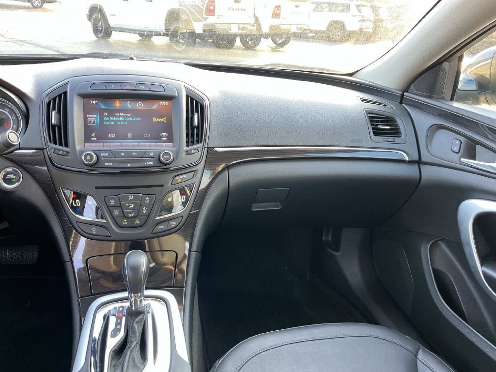 Used 2015 Buick Regal Premium FWD image 11