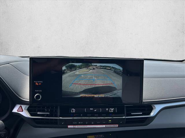 Certified 2026 Toyota Sienna XSE image 15