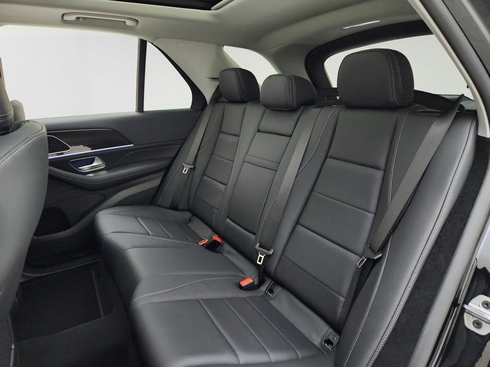 New 2026 Mercedes-Benz GLE 450e 4MATIC image 23