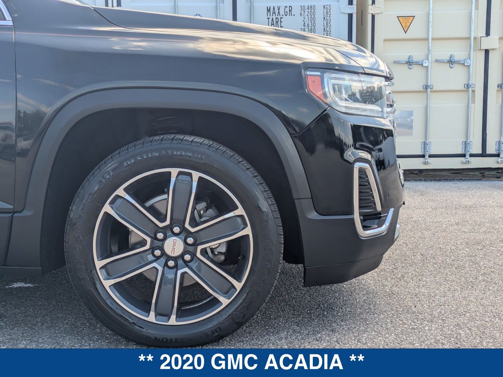 Used 2020 GMC Acadia SLT w/ Driver Alert Package II FWD image 12