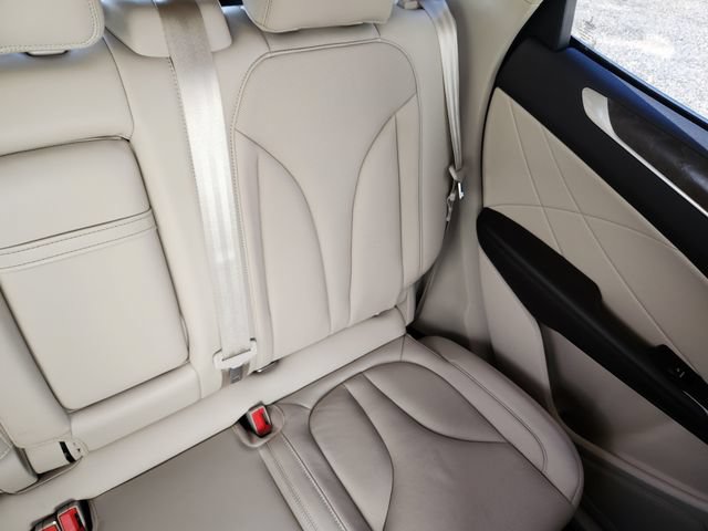 Certified 2019 Lincoln MKC Reserve AWD/4WD image 17