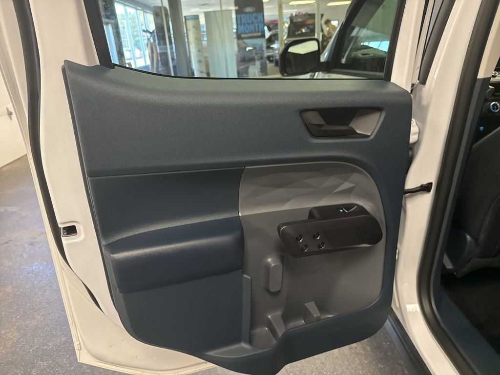 Used 2024 Ford Maverick Lariat w/ Black Appearance Package image 25