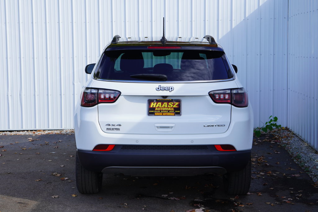Used 2024 Jeep Compass Limited AWD/4WD image 5