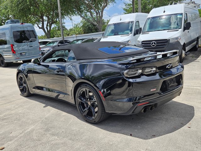 Used 2019 Chevrolet Camaro SS RWD image 7