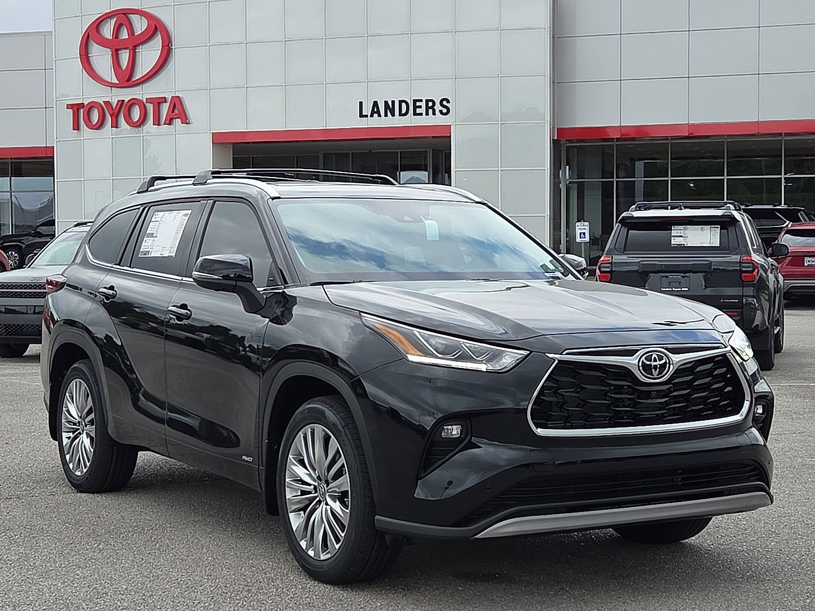 New 2026 Toyota Highlander Platinum AWD/4WD video 1