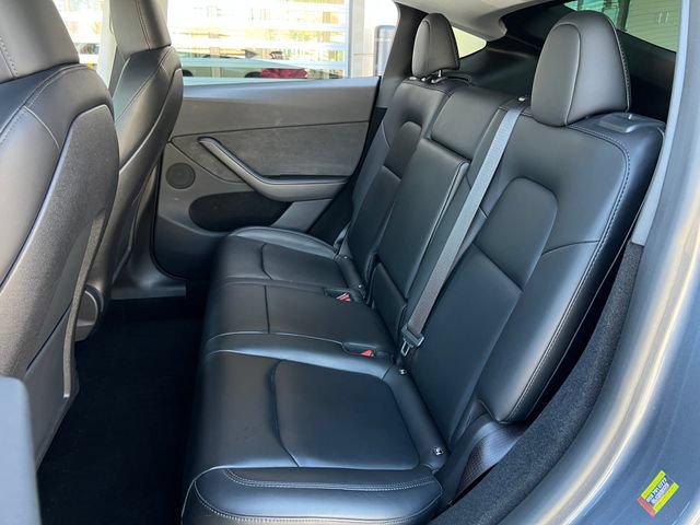 Used 2023 Tesla Model Y Long Range AWD/4WD image 41
