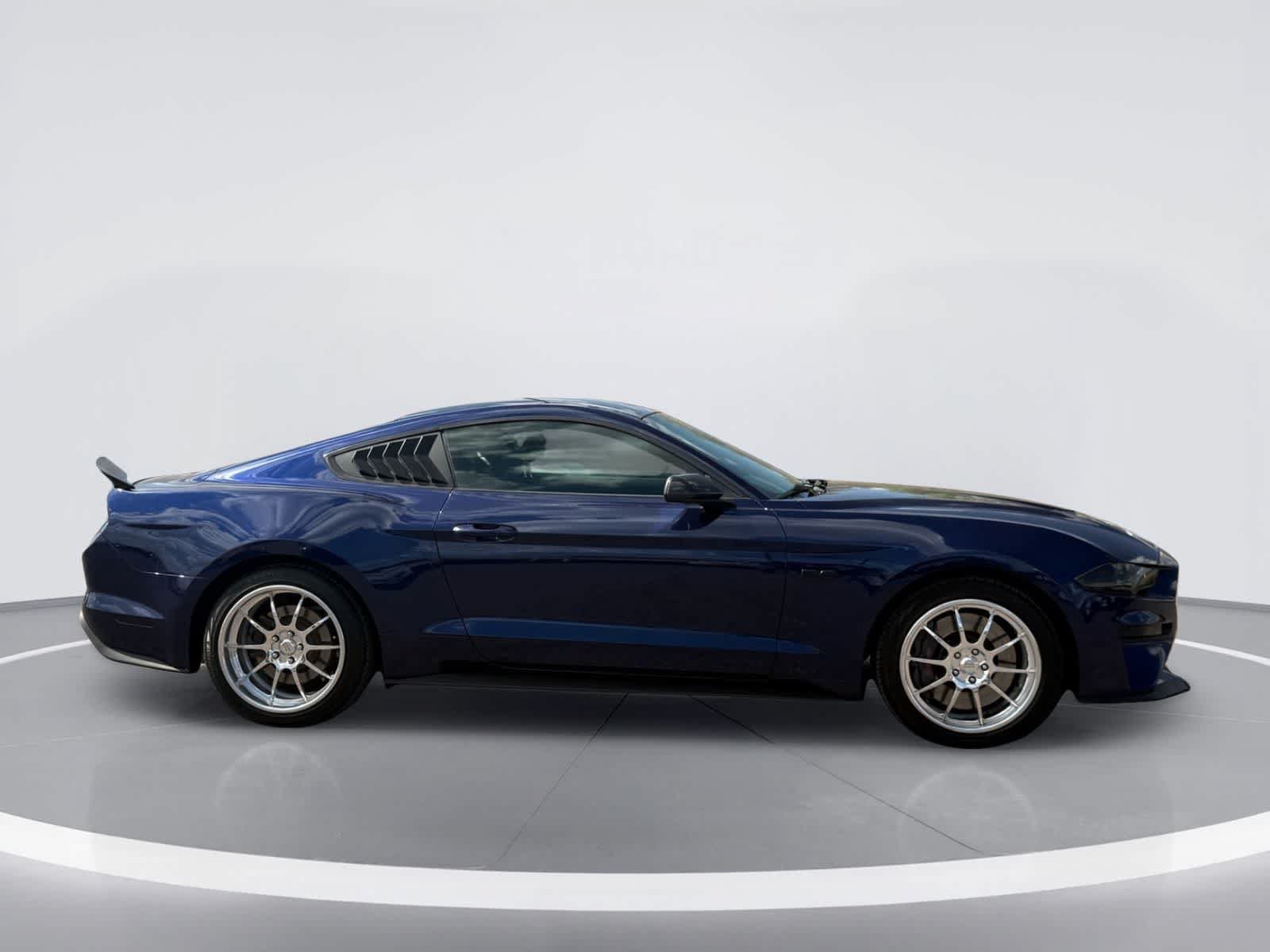 Used 2019 Ford Mustang GT w/ GT Performance Package RWD image 9
