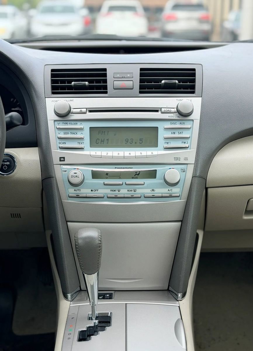 Used 2009 Toyota Camry Hybrid FWD image 15