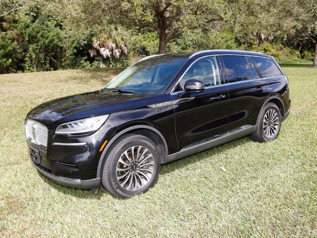 Used 2024 Lincoln Aviator Reserve AWD/4WD image 5