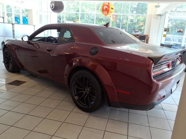 Used 2022 Dodge Challenger SRT Hellcat RWD image 4