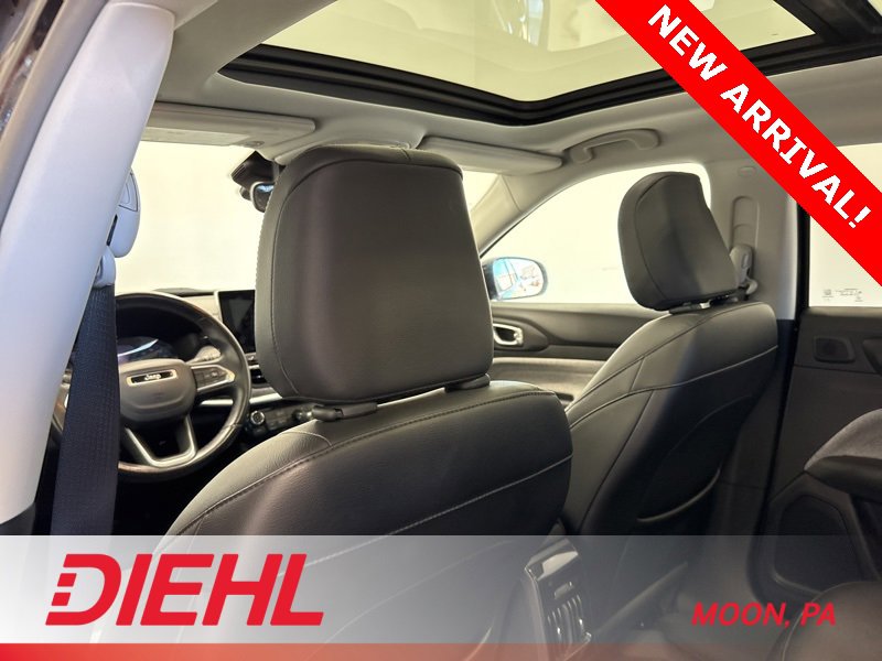 Used 2022 Jeep Compass Latitude w/ Sun and Sound Group image 16