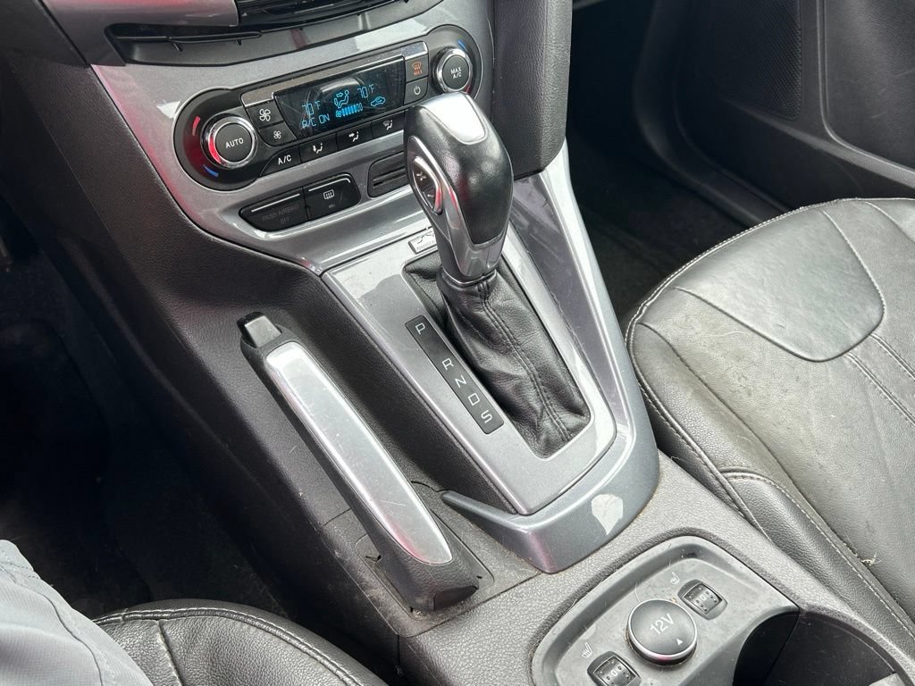 Used 2013 Ford Focus Titanium w/ Titanium Handling Pkg FWD image 30