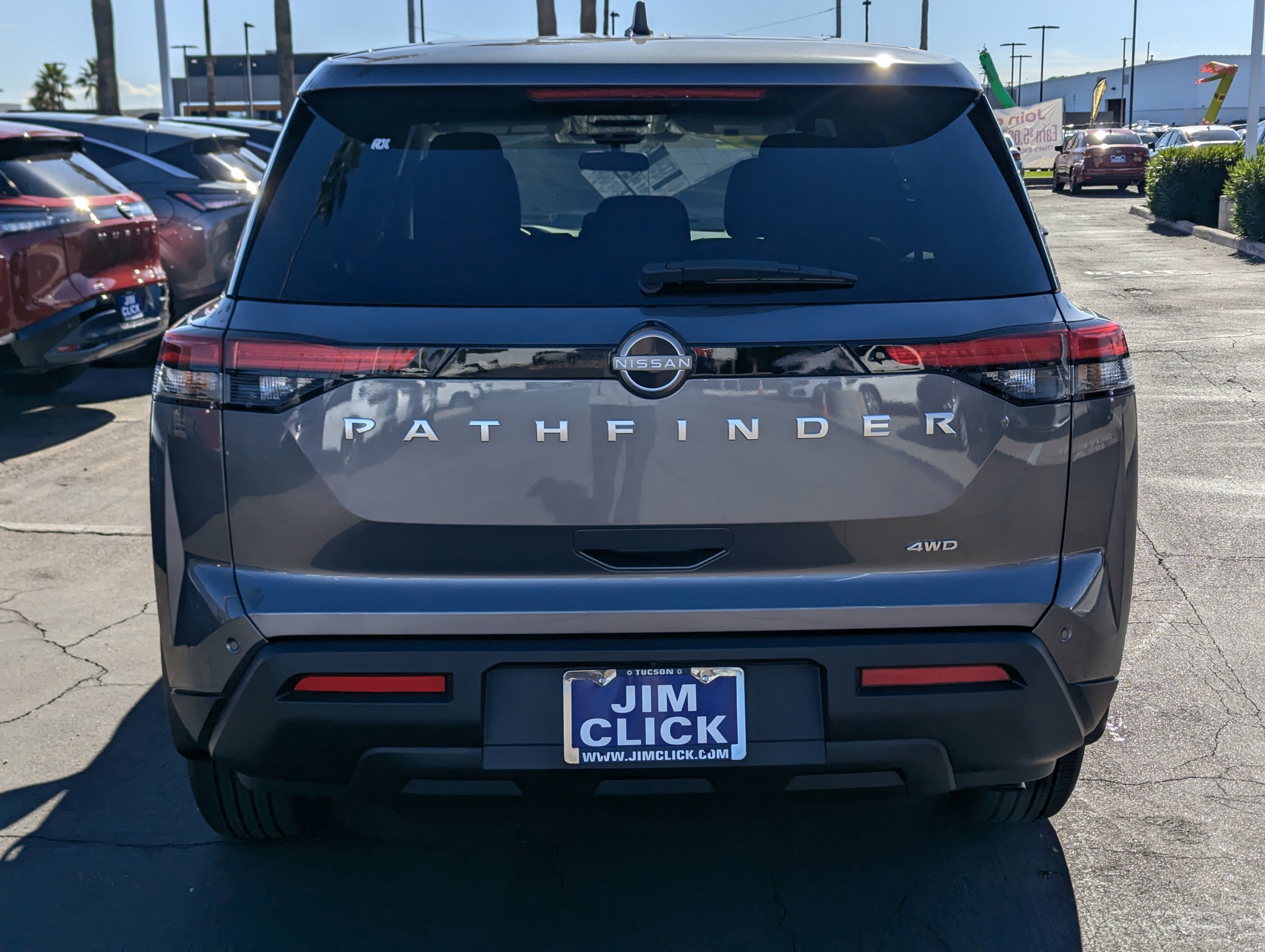 New 2025 Nissan Pathfinder S image 3