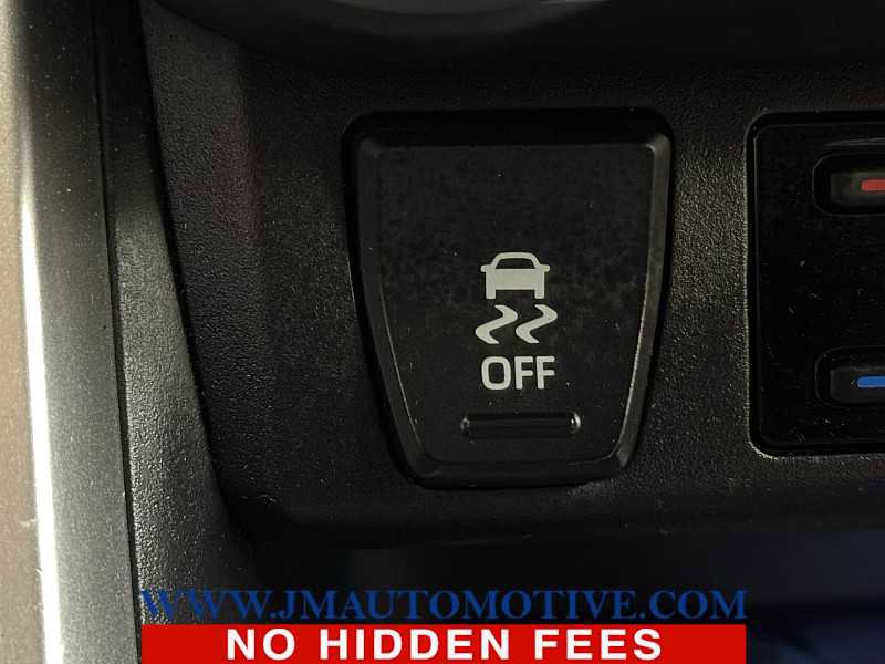 Used 2020 Toyota RAV4 Limited image 42