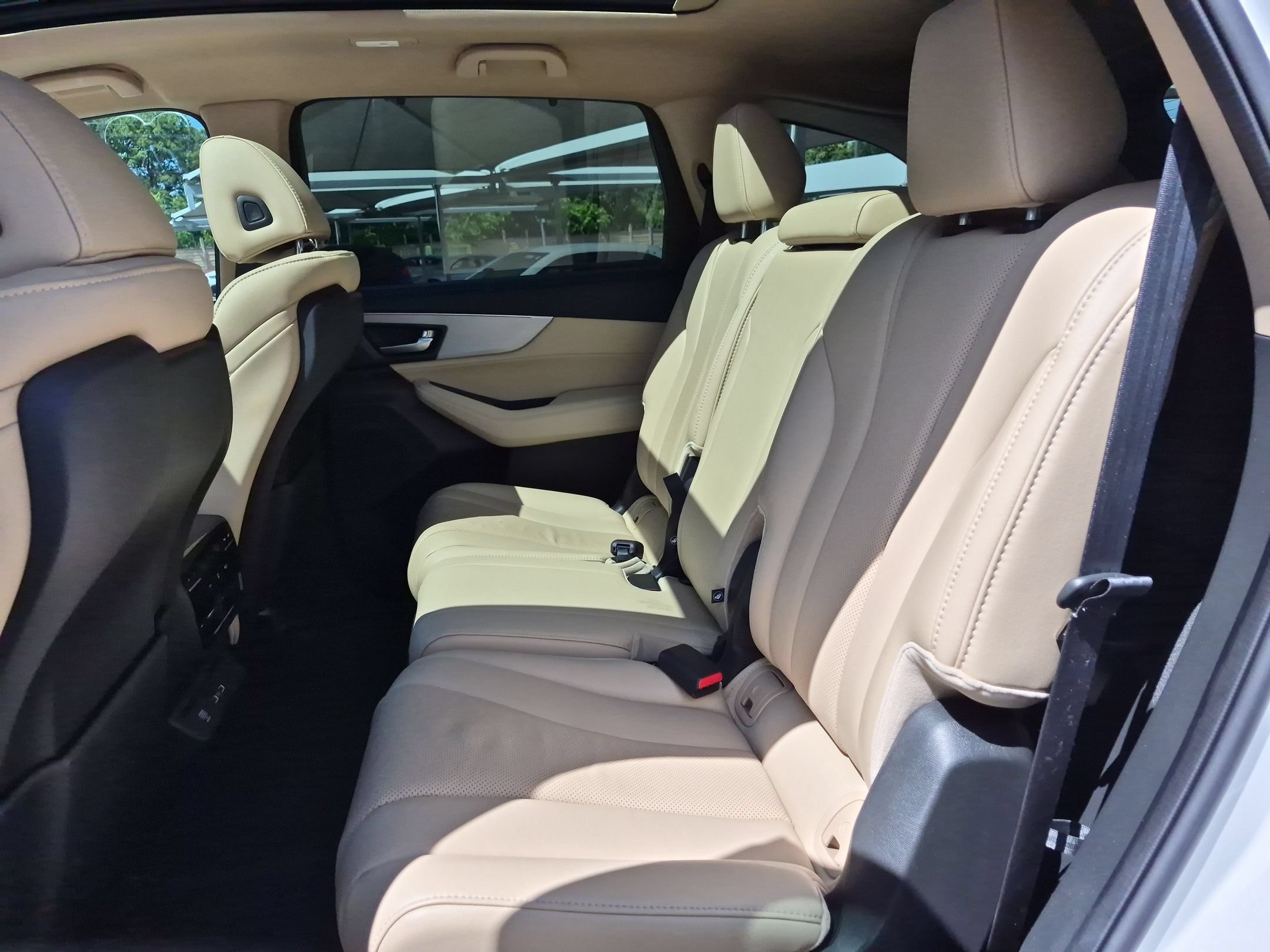 Certified 2023 Acura MDX SH-AWD w/ Technology Package image 15