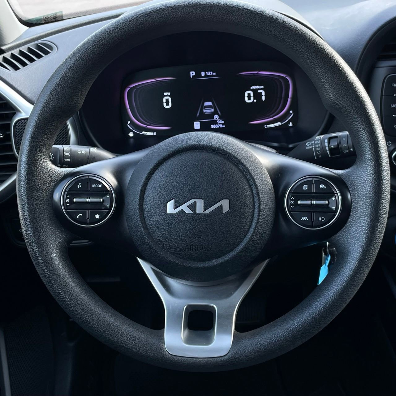 Used 2024 Kia Soul LX w/ Option Group 015 FWD image 12