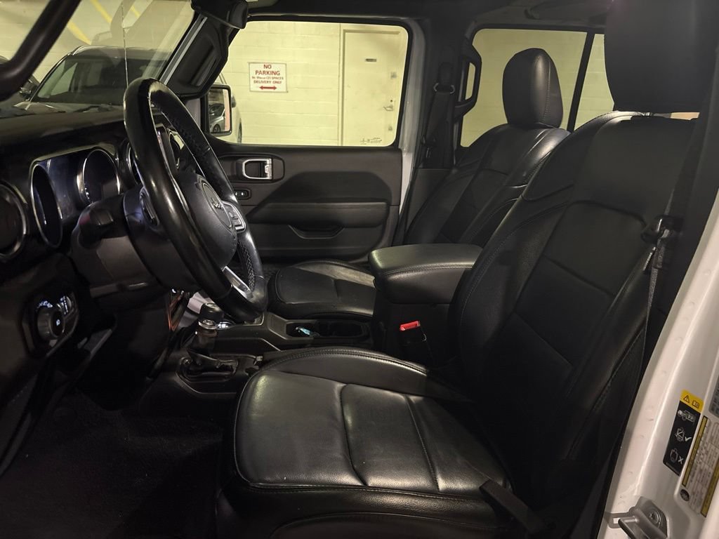 Used 2020 Jeep Wrangler Unlimited Sahara AWD/4WD image 13