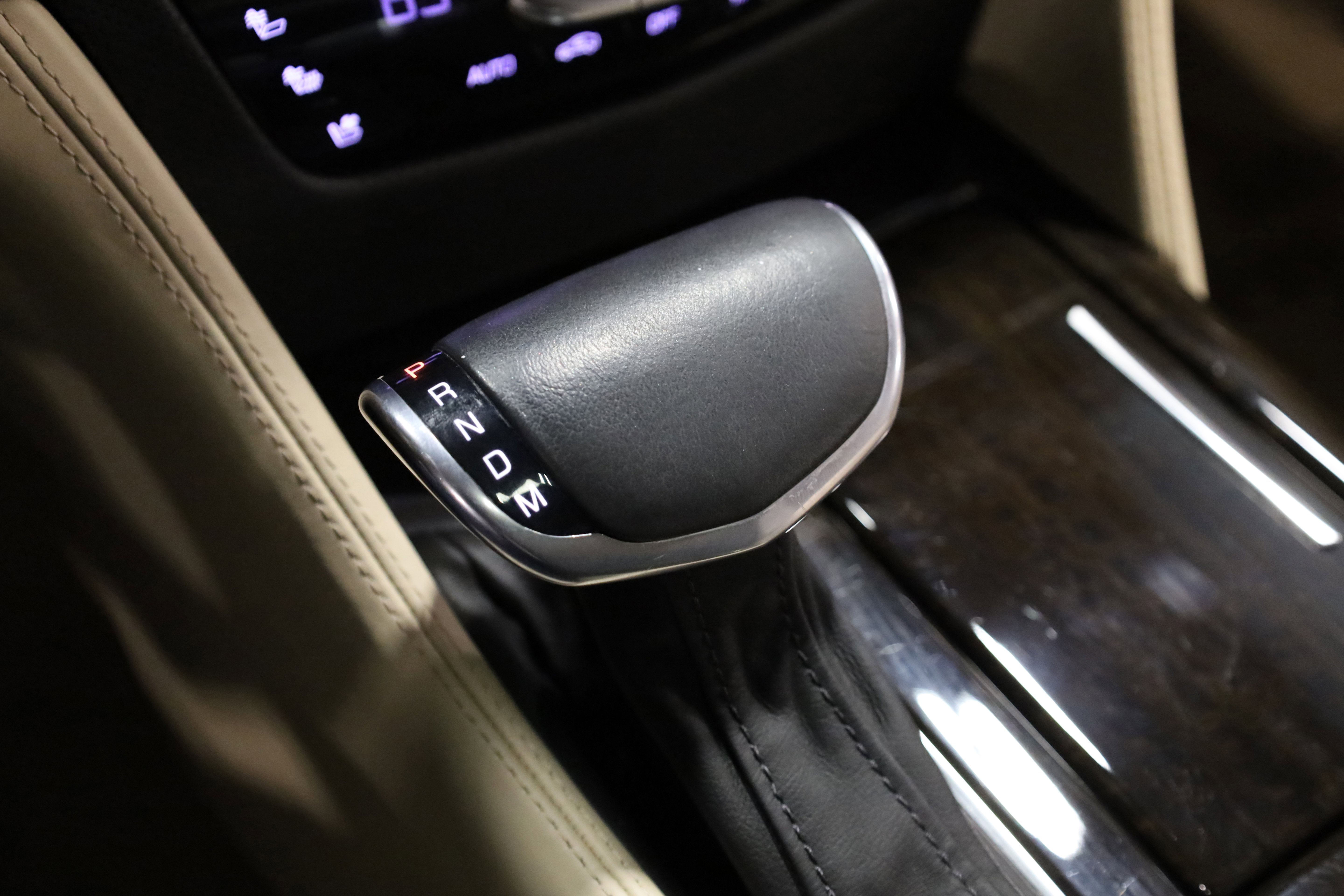 Used 2018 Cadillac CT6 Platinum image 32