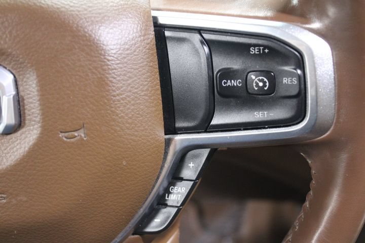 Used 2021 RAM 1500 Laramie AWD/4WD image 37