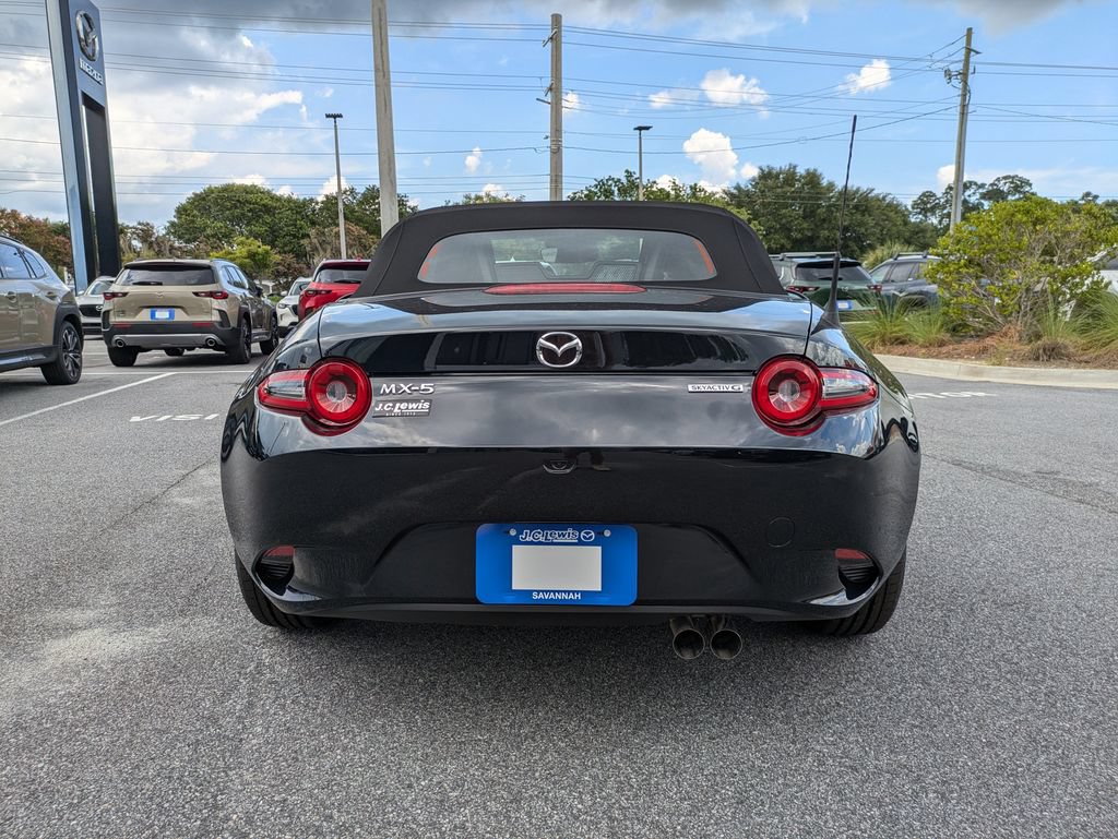 New 2026 MAZDA MX-5 Miata Sport w/ Interior Package RWD image 5