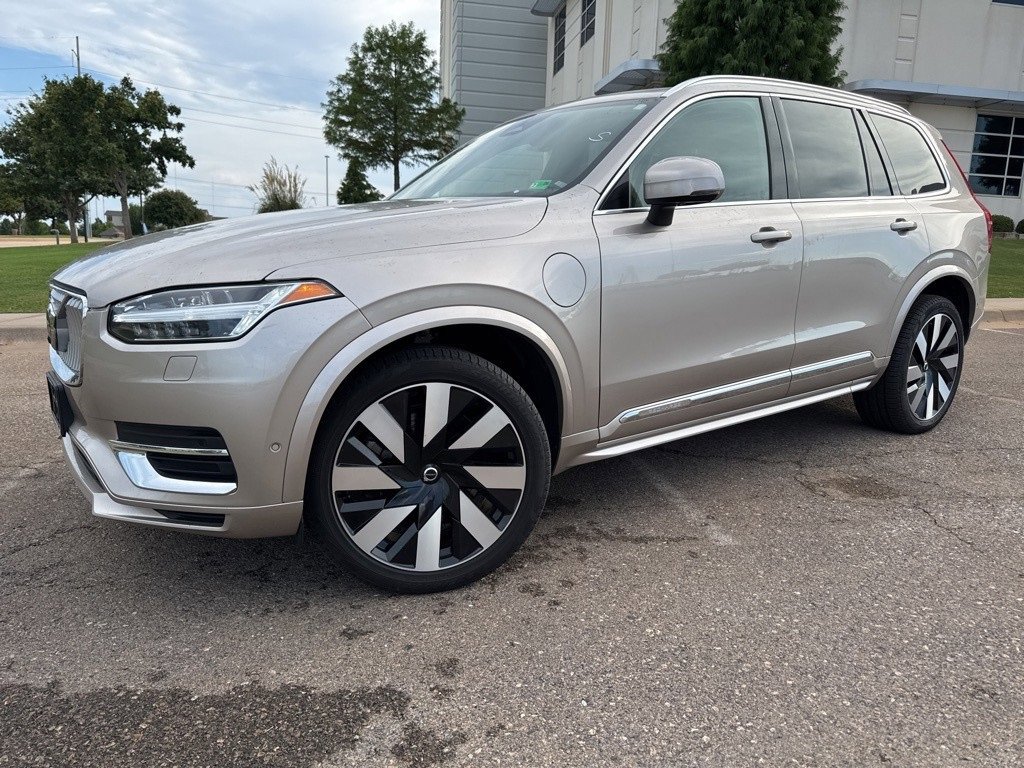Used 2023 Volvo XC90 T8 Ultimate w/ Protection Package
