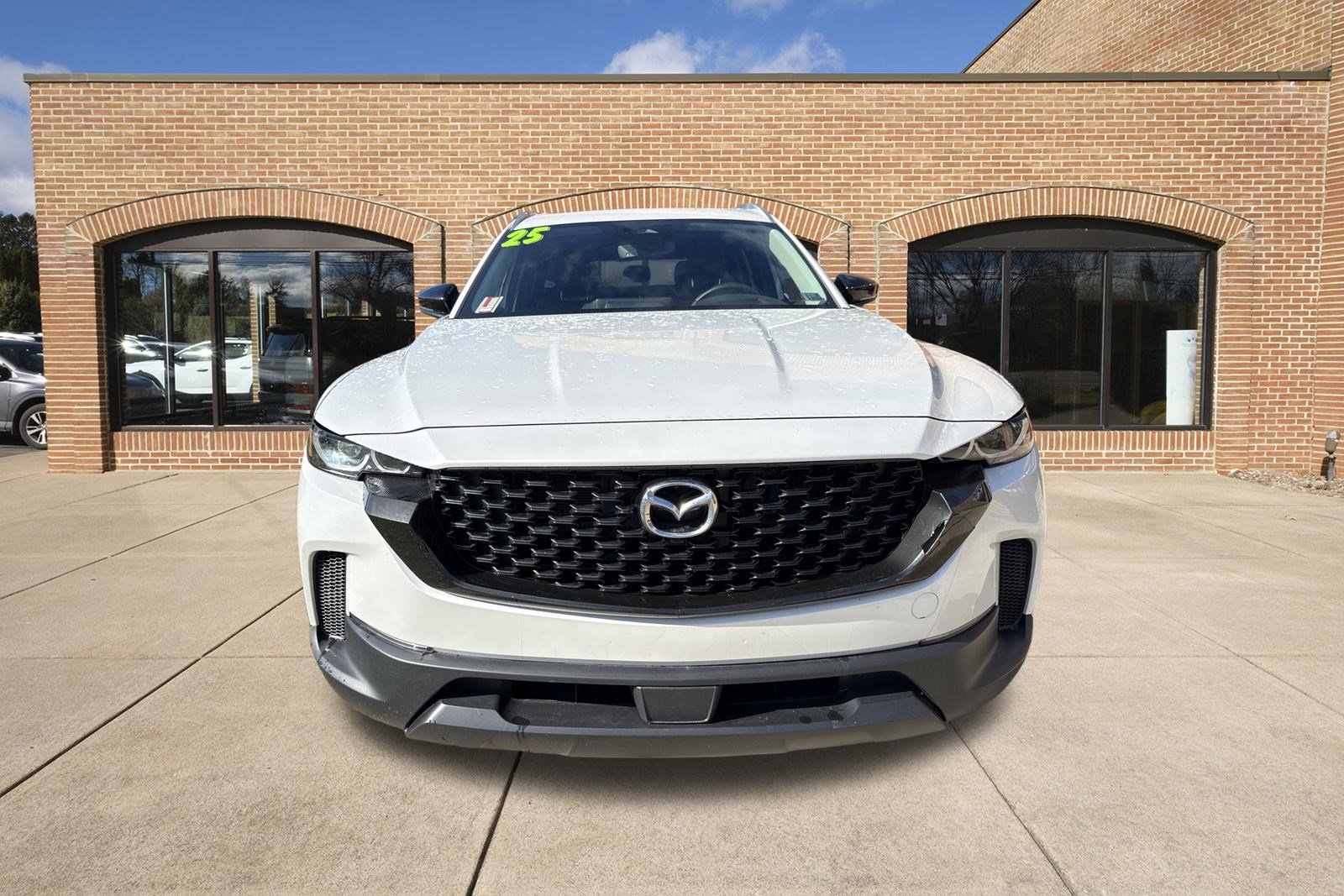 Certified 2025 MAZDA CX-50 2.5 Hybrid w/ Premium Plus Pkg image 9