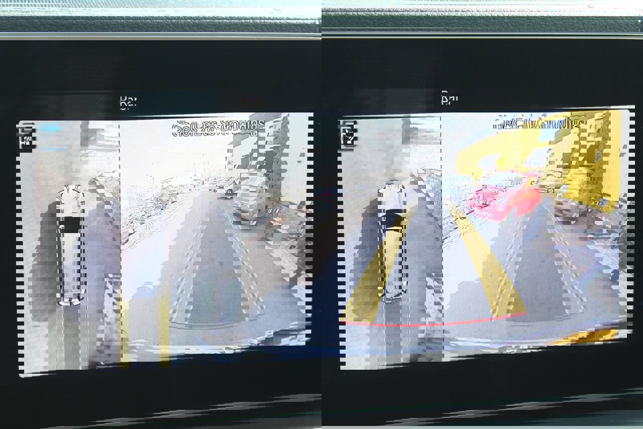 Used 2021 Mercedes-Benz GLS 450 4MATIC image 9