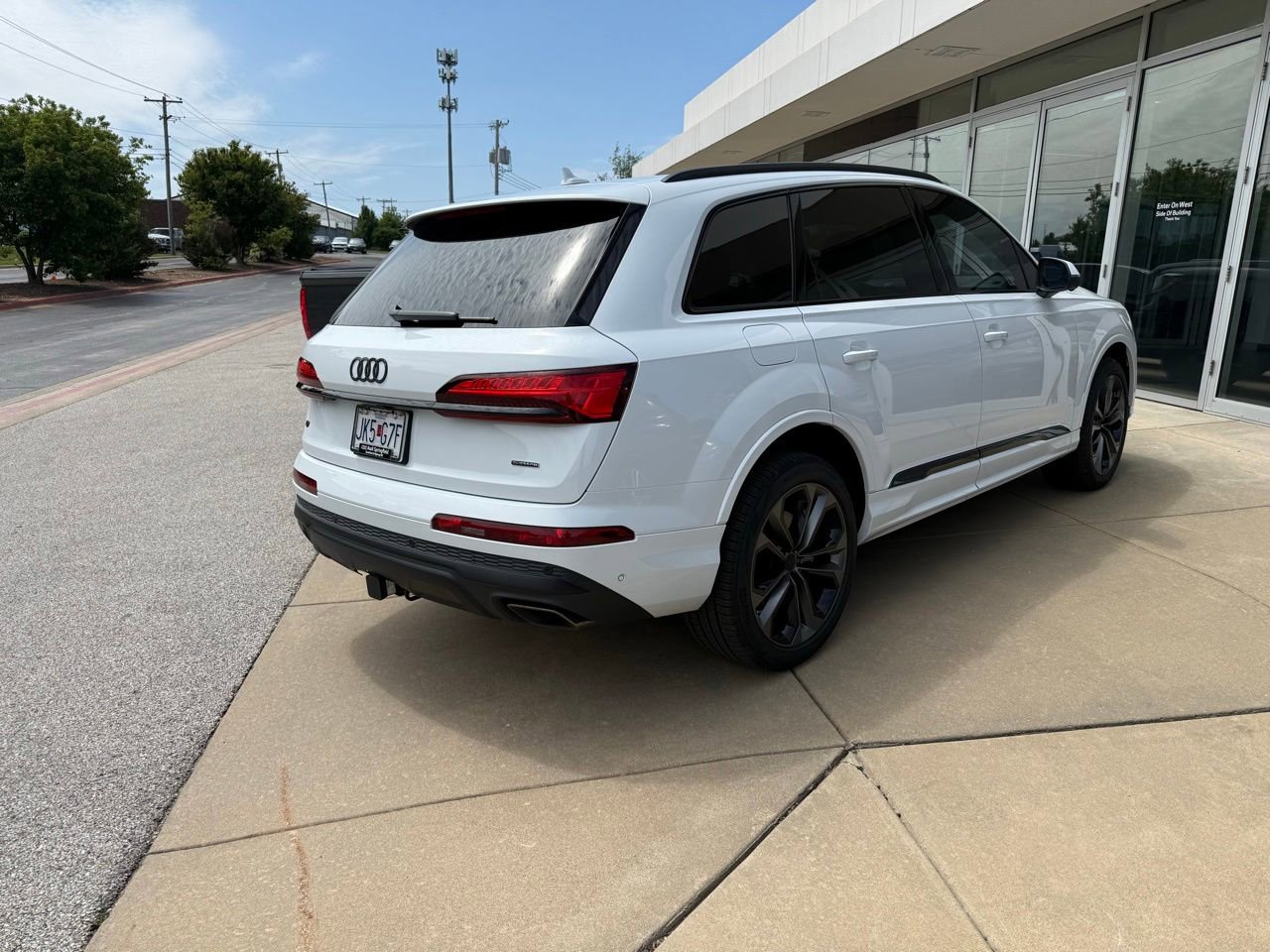 Used 2026 Audi Q7 3.0T Premium Plus AWD/4WD image 3