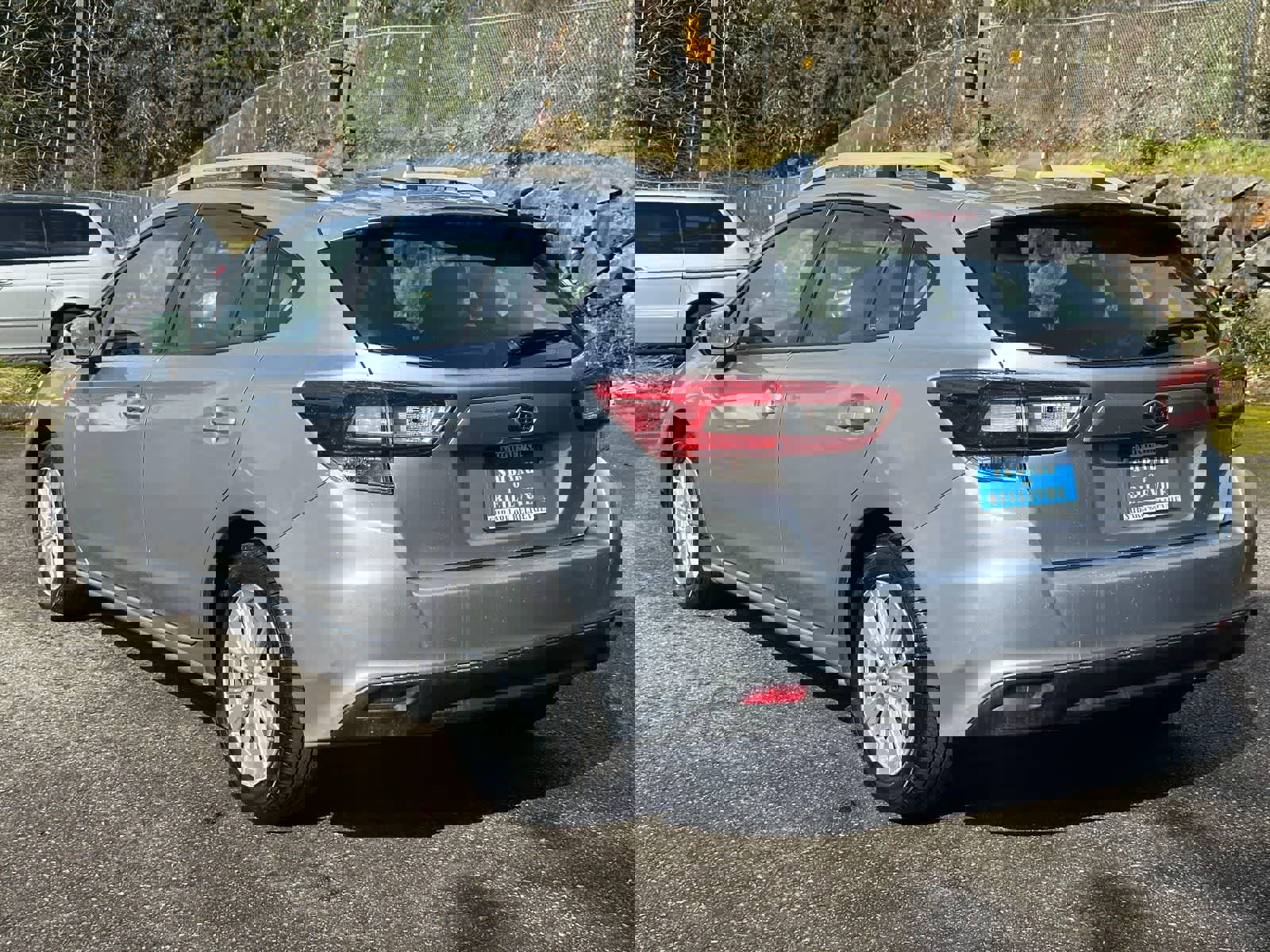 Used 2018 Subaru Impreza 2.0i Premium w/ Popular Package #2 image 3