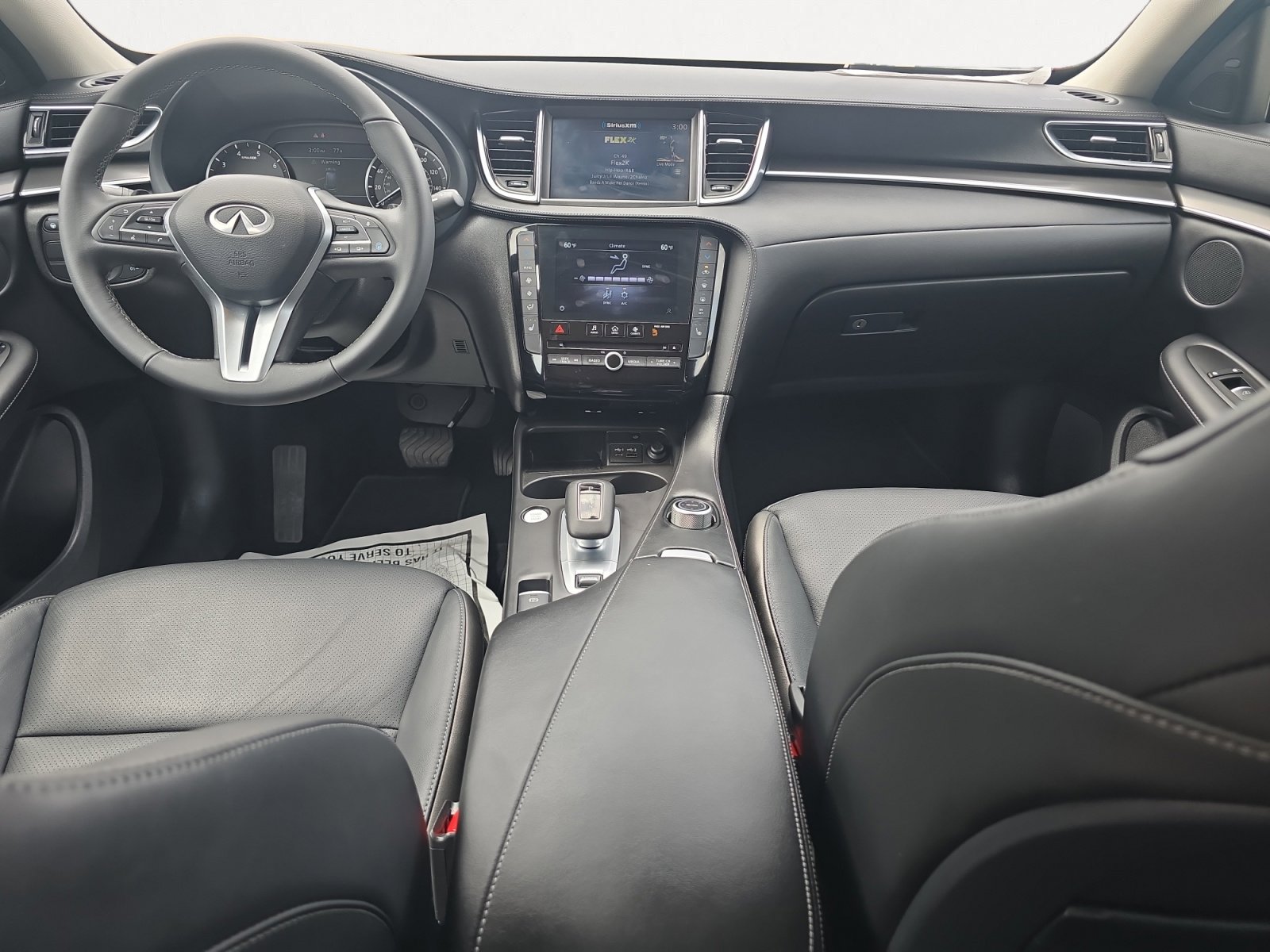 Used 2025 INFINITI QX50 Luxe AWD/4WD image 3