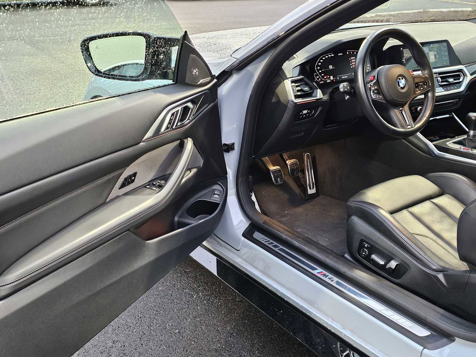 Used 2021 BMW M4 Coupe w/ Executive Package image 18