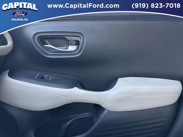 Used 2024 Honda HR-V LX image 27