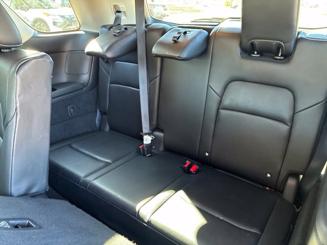 Certified 2024 Nissan Pathfinder SL w/ Black Appearance Package AWD/4WD image 22