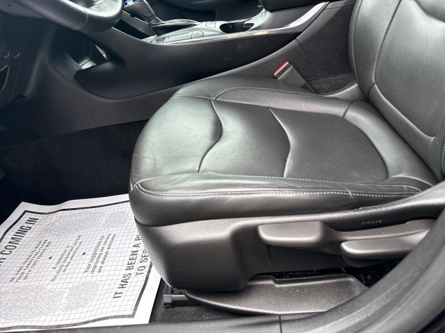 Used 2017 Chevrolet Volt Premier FWD image 16