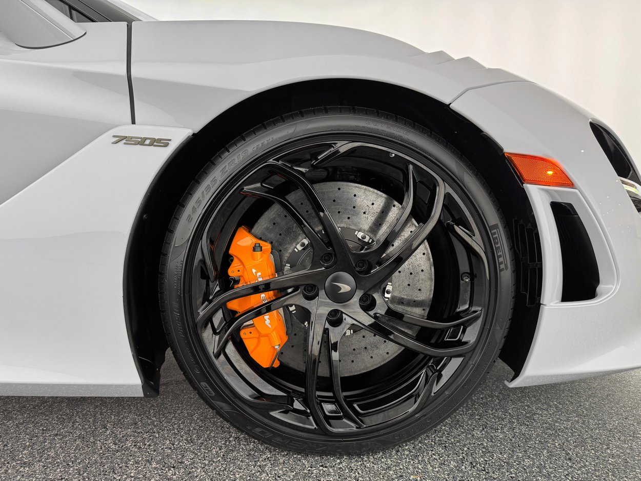 New 2026 McLaren 750S Spider image 35