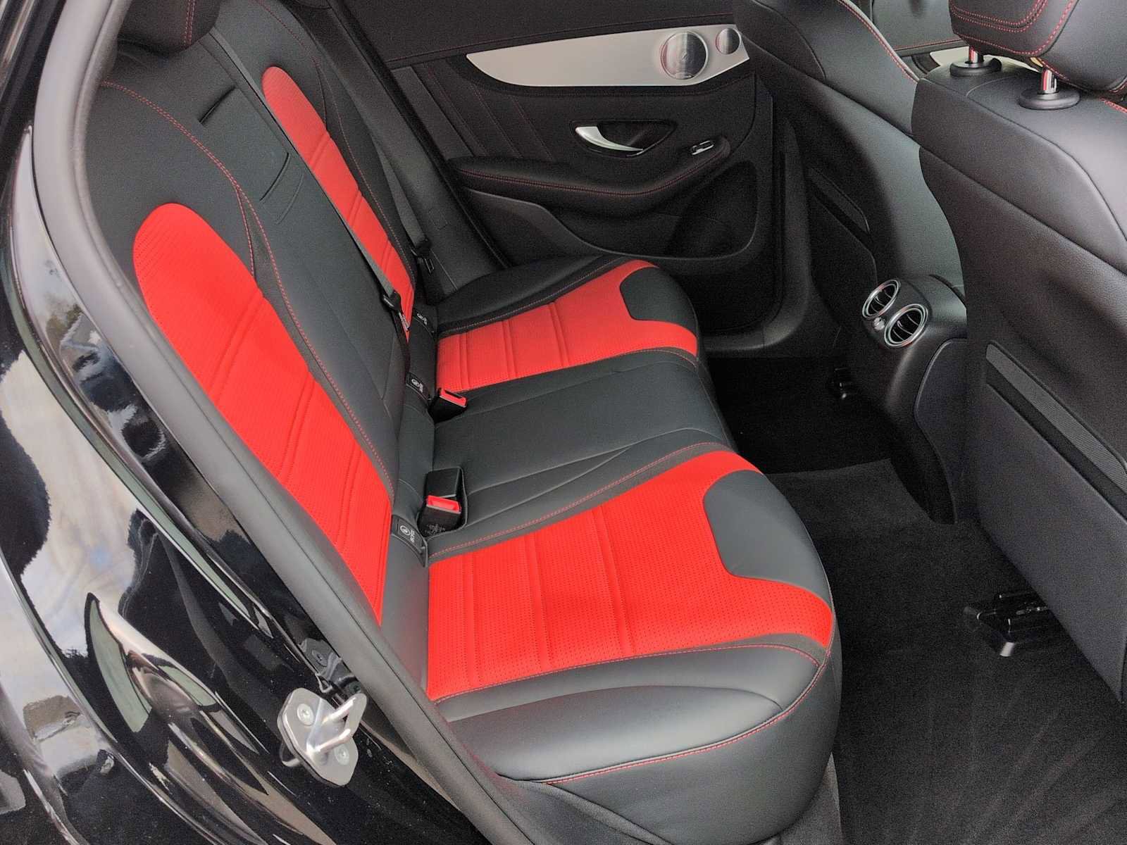 Used 2019 Mercedes-Benz GLC 63 AMG 4MATIC image 21