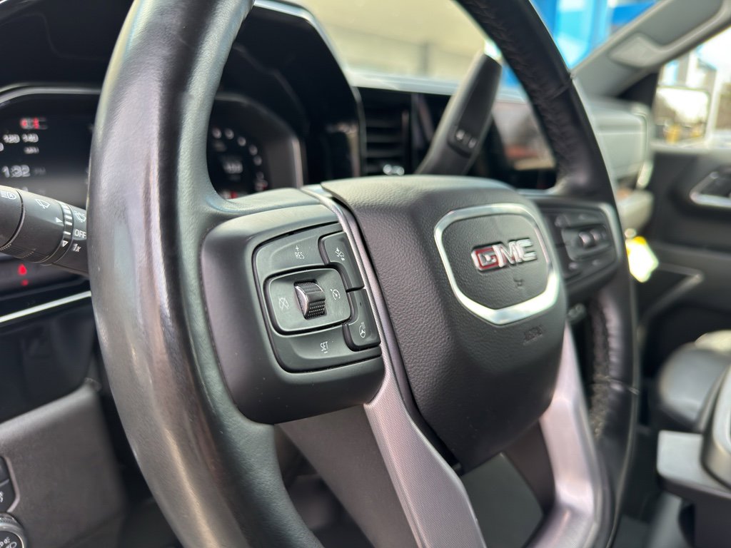 Used 2025 GMC Sierra 1500 SLT image 15