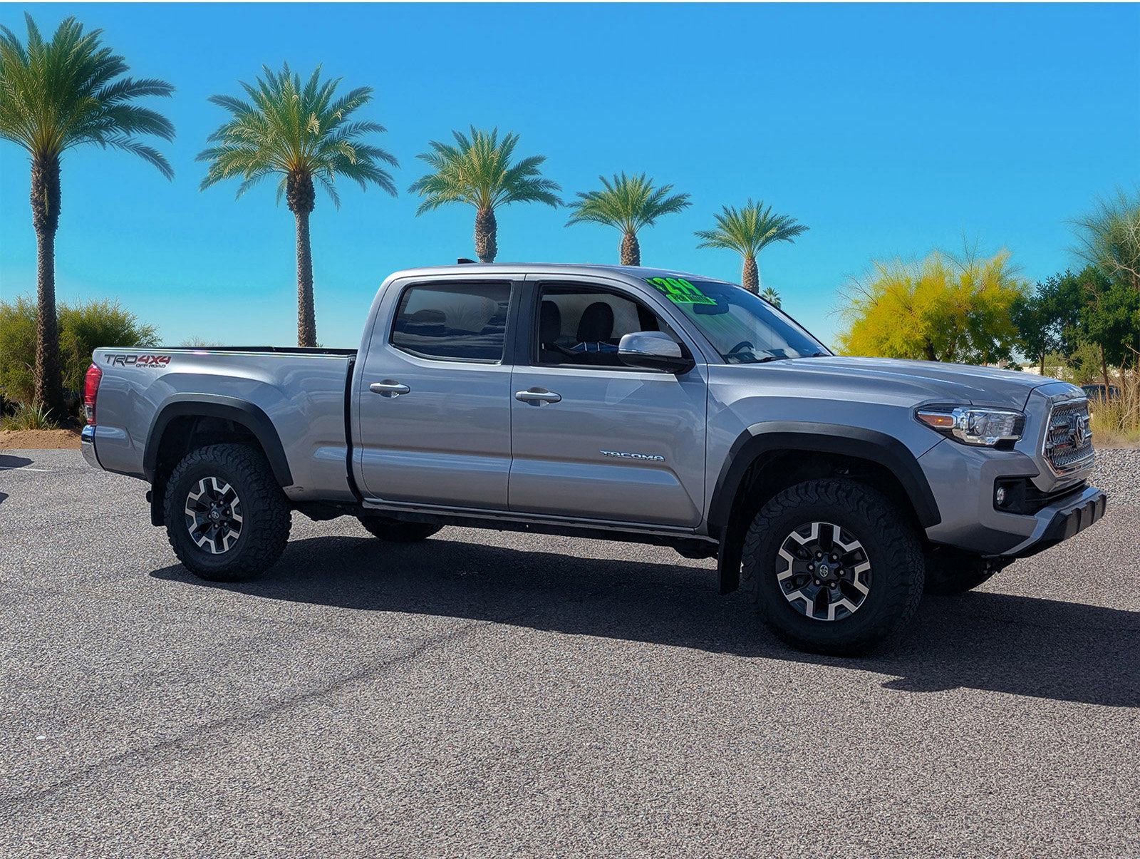 Used 2017 Toyota Tacoma TRD Off-Road w/ Tow Package image 7