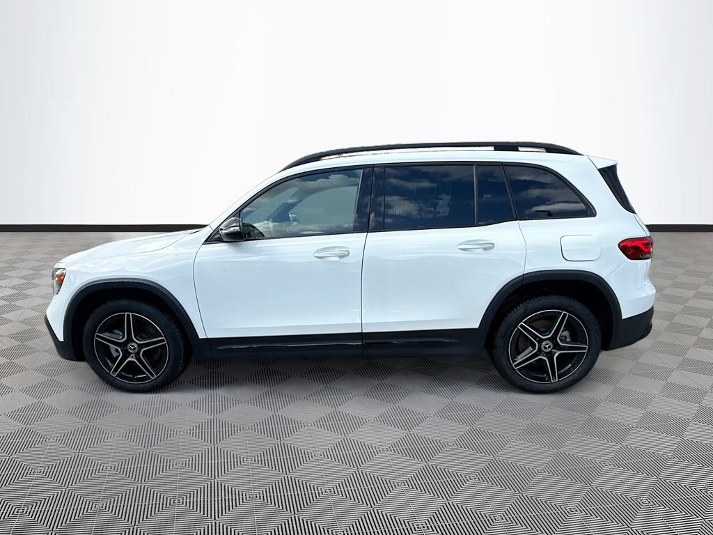 Used 2023 Mercedes-Benz GLB 250 image 4