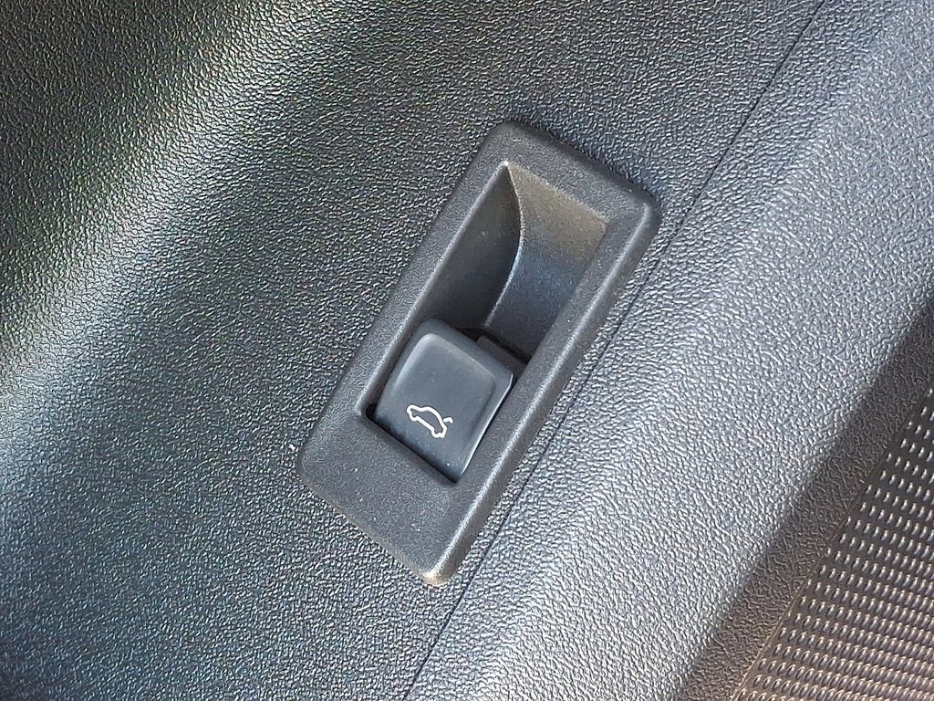 Used 2025 Audi Q5 Premium Plus image 27