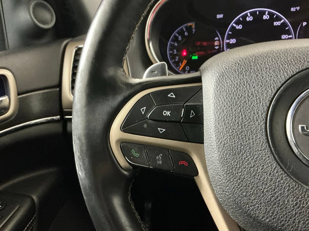 Used 2017 Jeep Grand Cherokee Limited AWD/4WD image 14