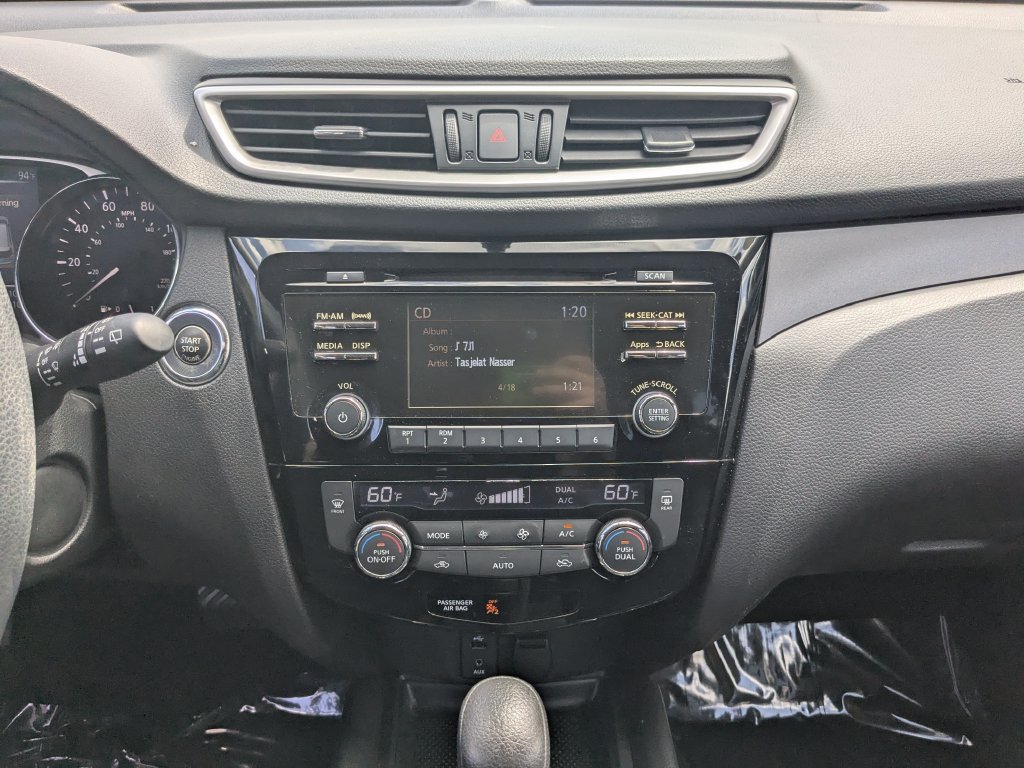 Used 2015 Nissan Rogue SV FWD image 5