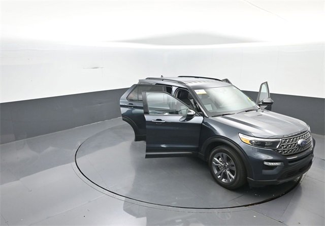 Used 2022 Ford Explorer XLT w/ Equipment Group 202A image 35