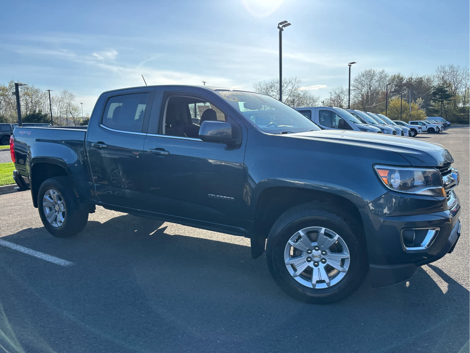 Used 2019 Chevrolet Colorado LT w/ LT Convenience Package image 3